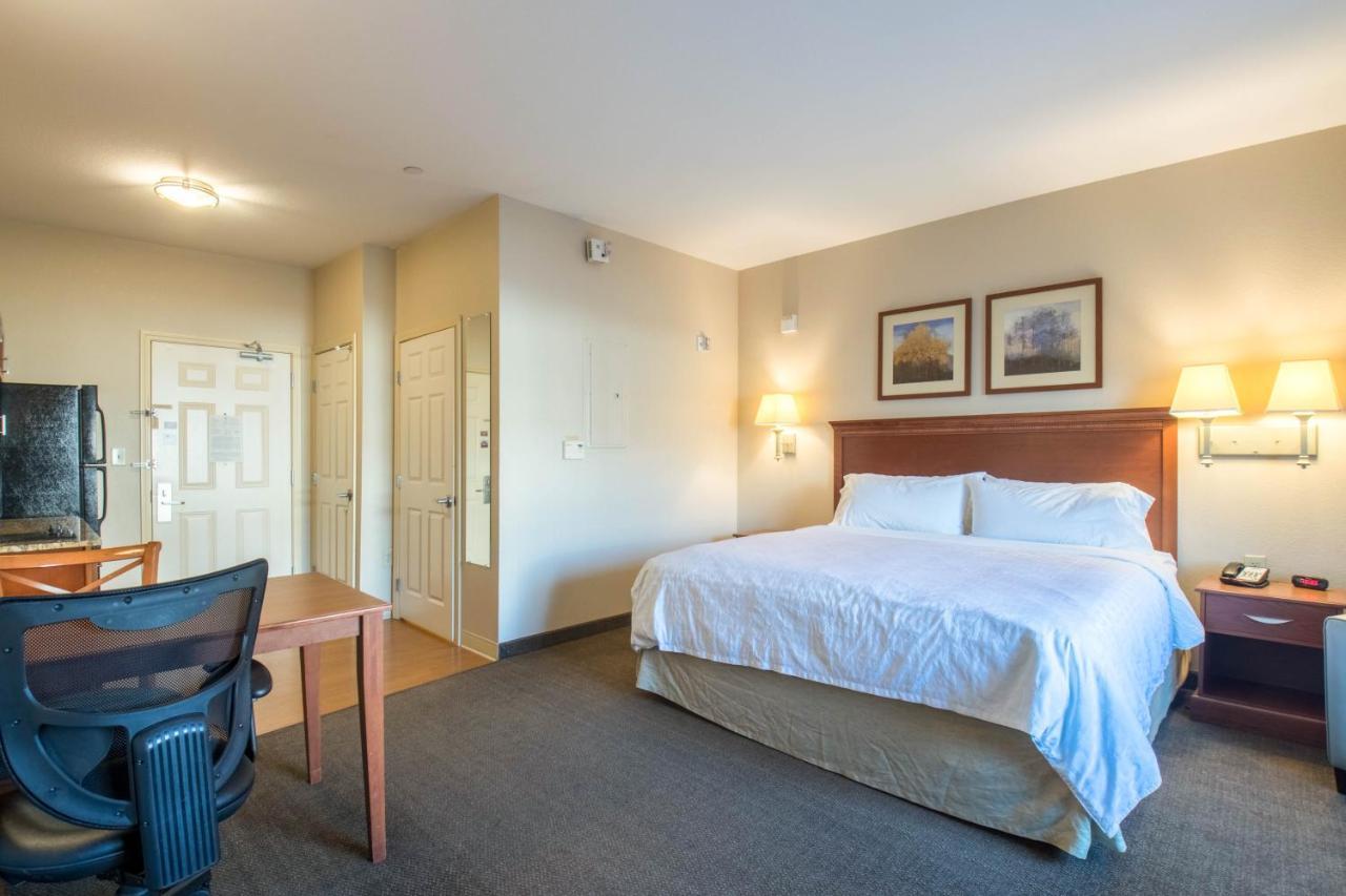 Hotel Western Slope Parachute