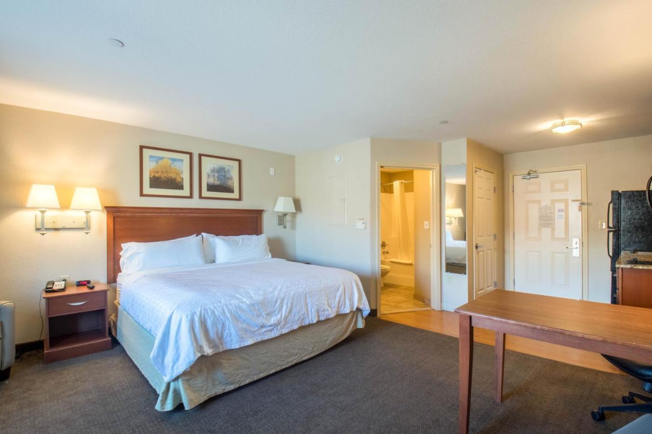 Hotel Western Slope Parachute